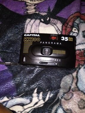 CAPITAL KX100 35mm Panorama Film Camera - Black In Original Box With Manual